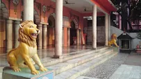 Statues at the hall entrance, Bharat Sevashram Sangha Prayagraj